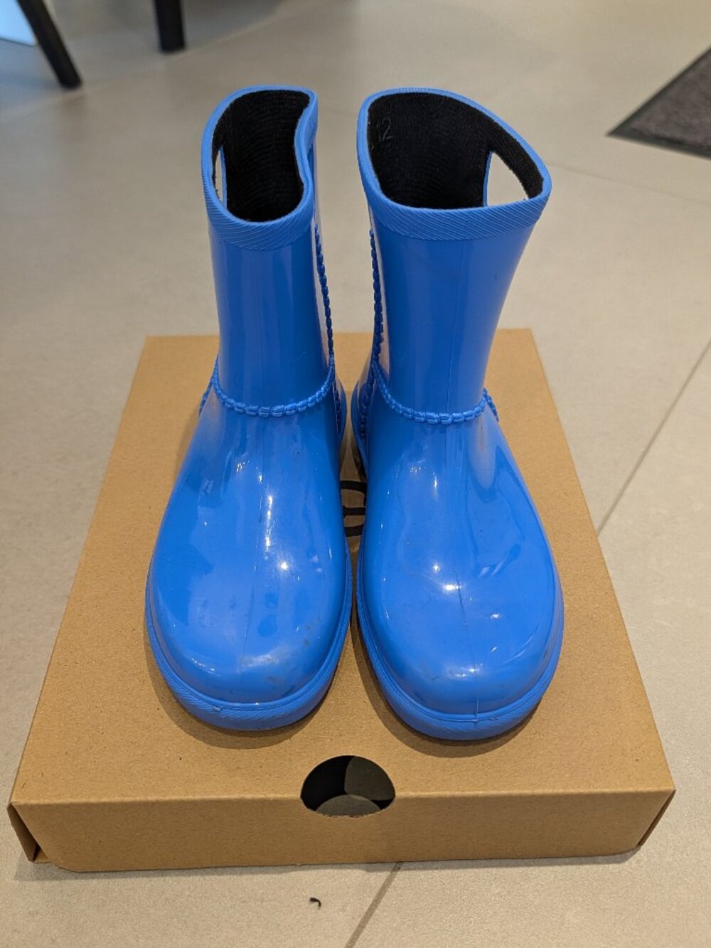 Uggs Rain boots Kids Size 12